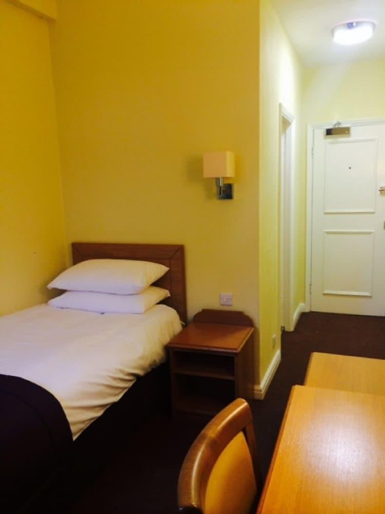 Hotel Dolphin Sa1 à Swansea Extérieur photo